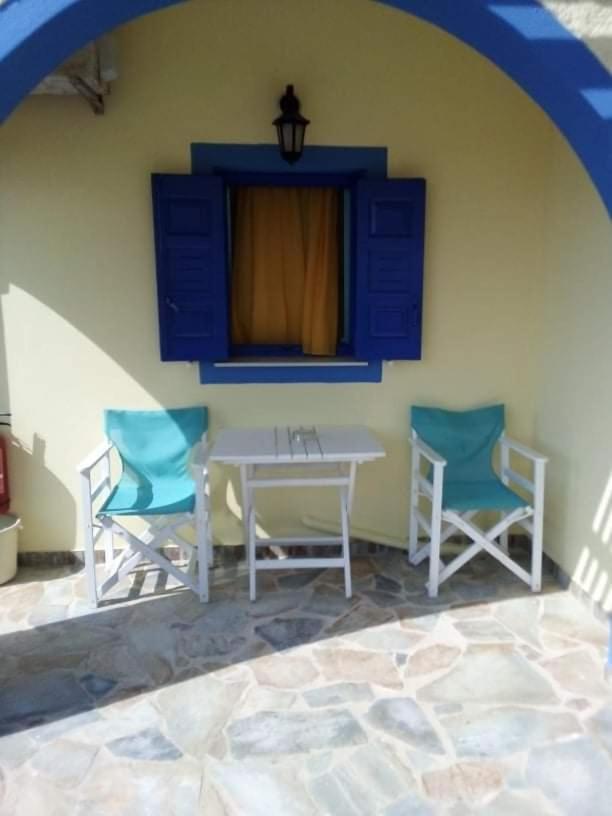 Darzenta Athina Beach Houses Perivolos  Exteriör bild